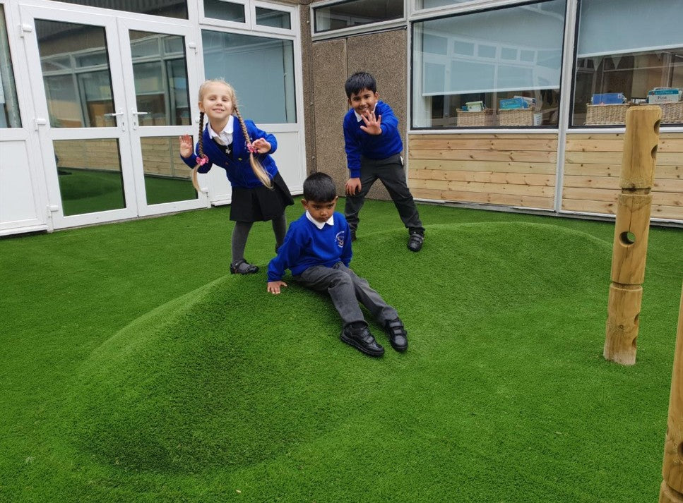 How to Evaluate Artificial Turf Quality Before Buying